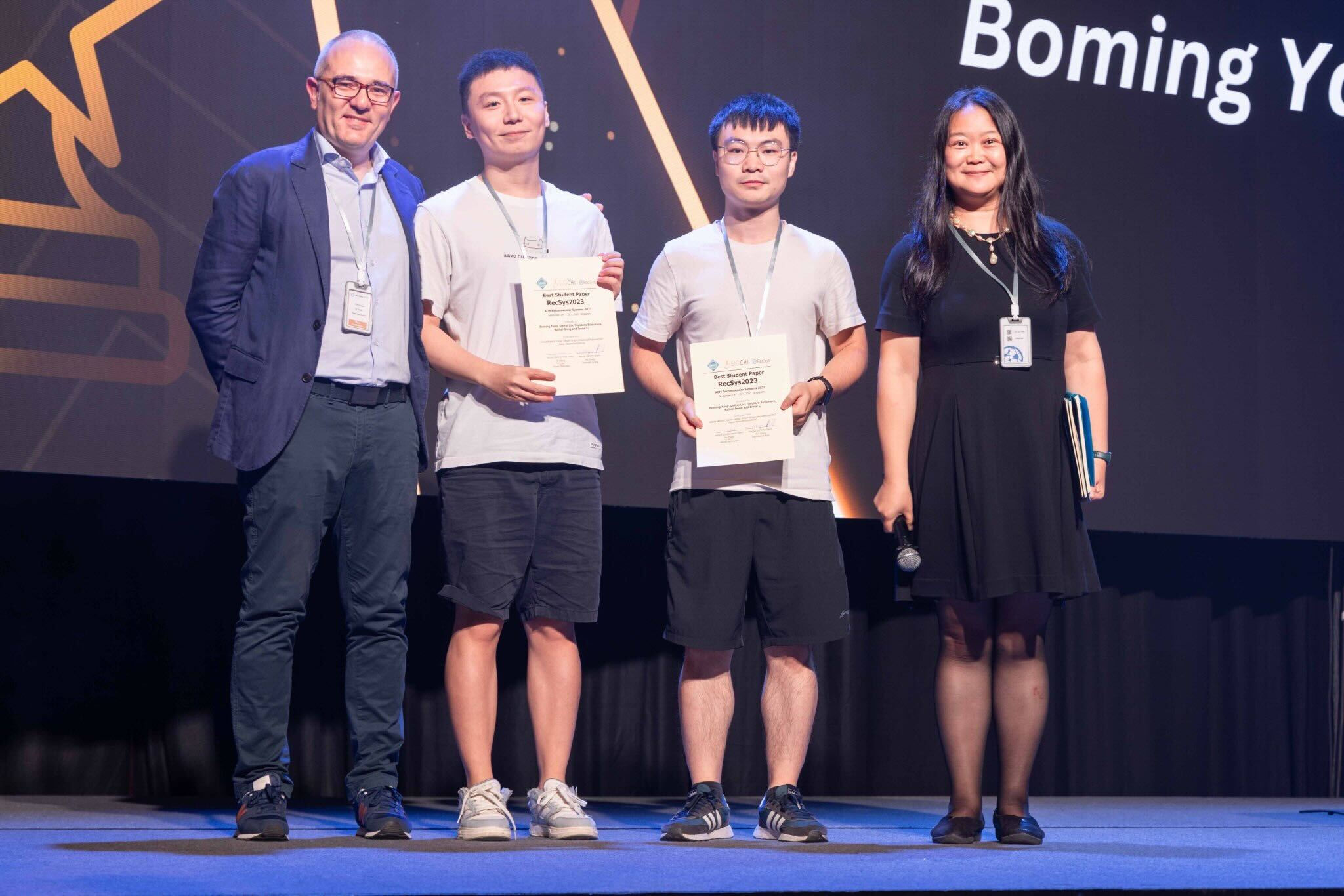 An AI paper won the Best Full Paper RunnerUp and the Best Student Paper Awards